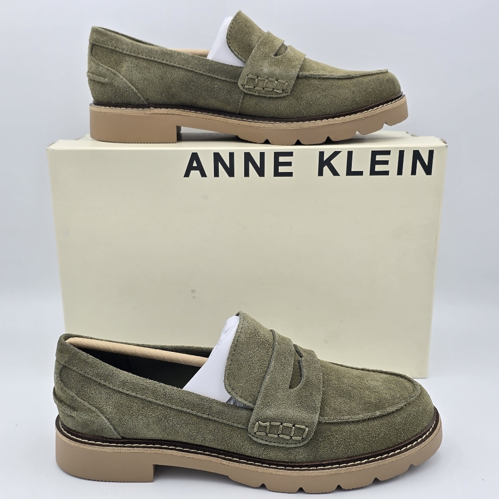 Anne Klein Women's Emmylou Lug Sole Loafers, Olive Green, 6.5M